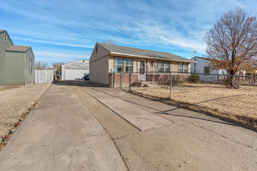 3313 NE 20th Avenue, Amarillo, TX 79107-6910 - Image #2
