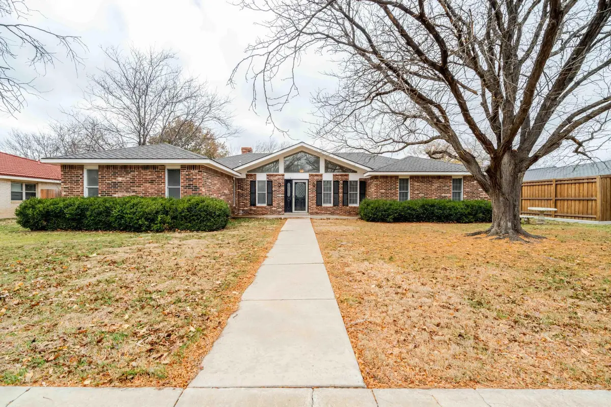 4204 Roxton Drive, Amarillo, TX 79109-5038 - Image #1