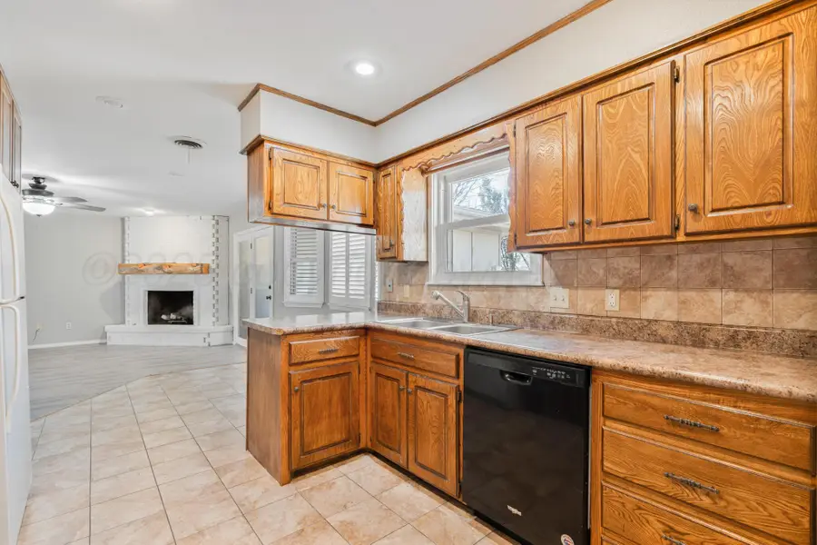 9 Northridge Drive, Canyon, TX 79015-1709 - Image #3