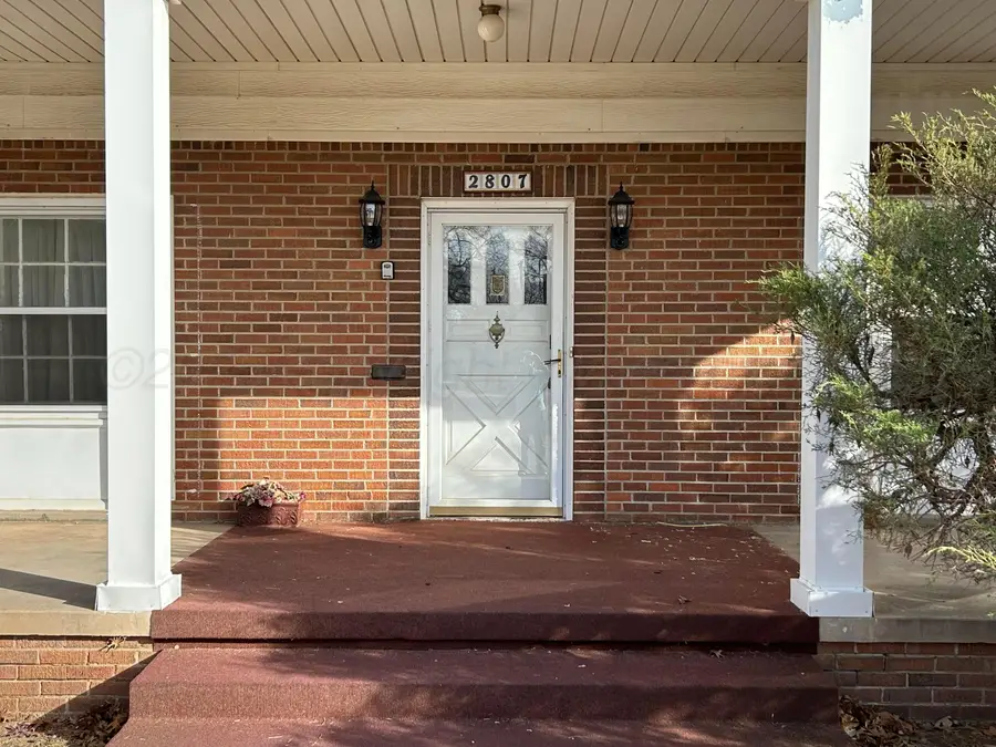 2807 S Harrison Street, Amarillo, TX 79109-2516 - Image #2