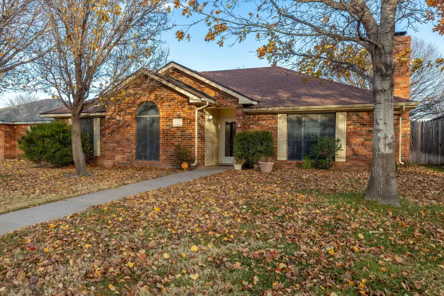 6904 Michelle Drive, Amarillo, TX 79109-7414 - Image #2