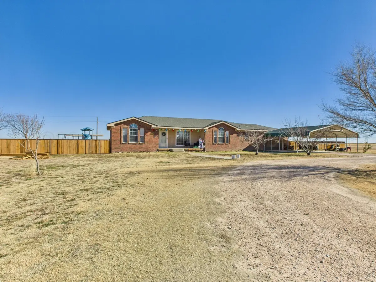 601 S Spruce Street, Stratford, TX 79084 - Image #1