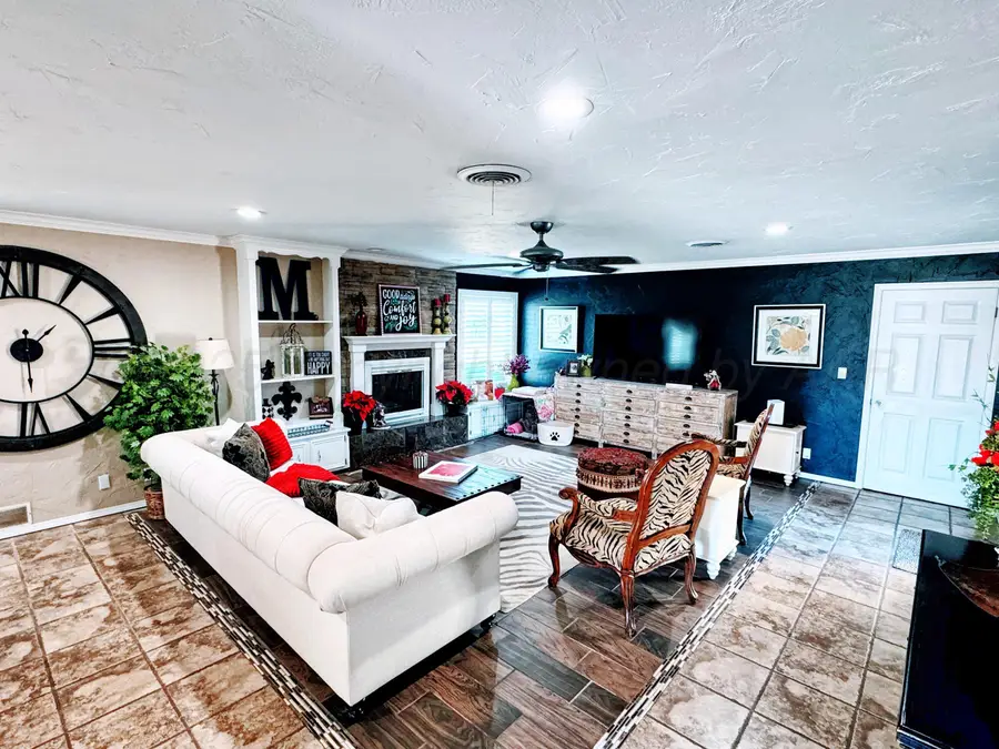 901 Northwestern Street, Perryton, TX 79070 - Image #3