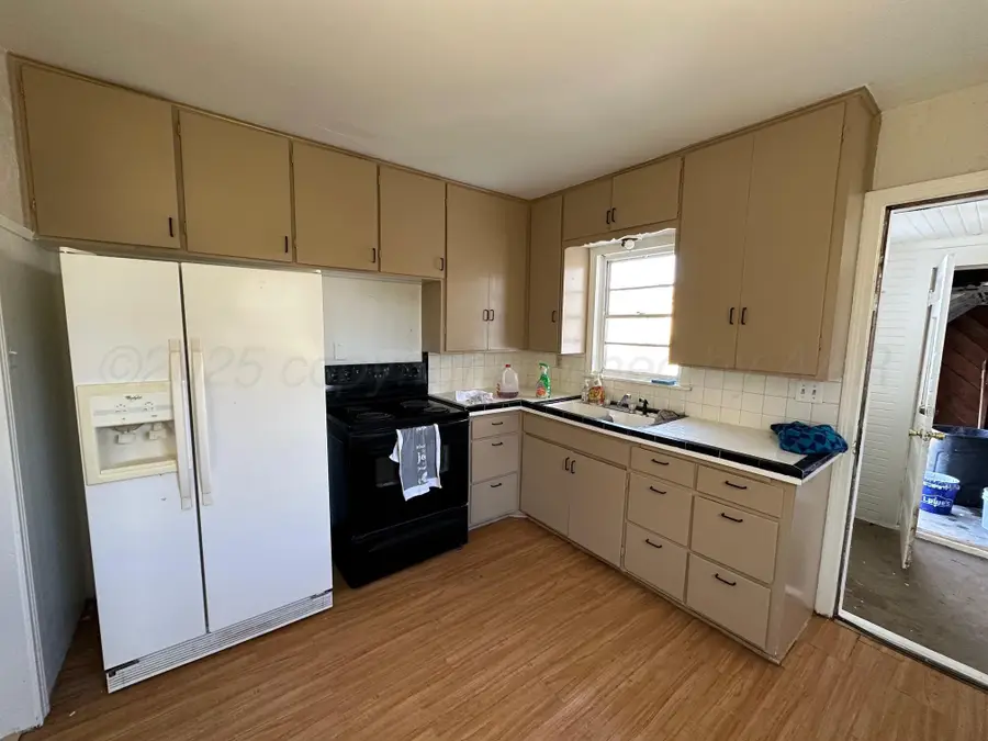 4205 S Lipscomb Street, Amarillo, TX 79110-2031 - Image #3