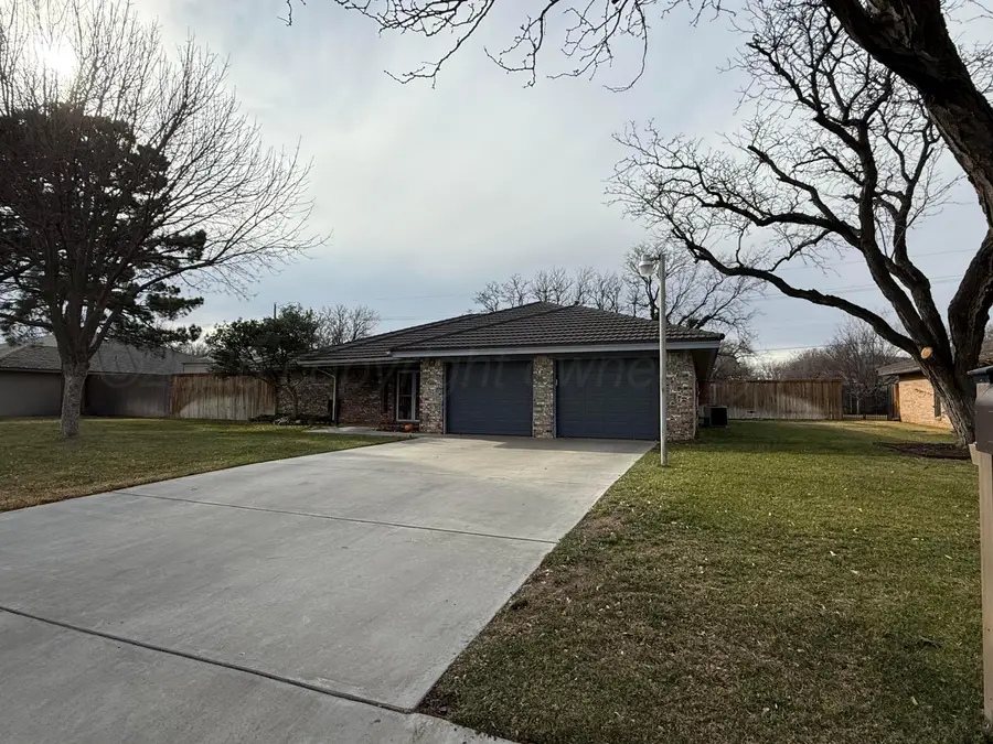 3704 Montague Drive, Amarillo, TX 79109-3942 - Image #2