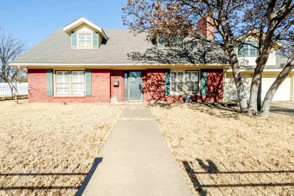 39 Crockett Drive, Tulia, TX 79088