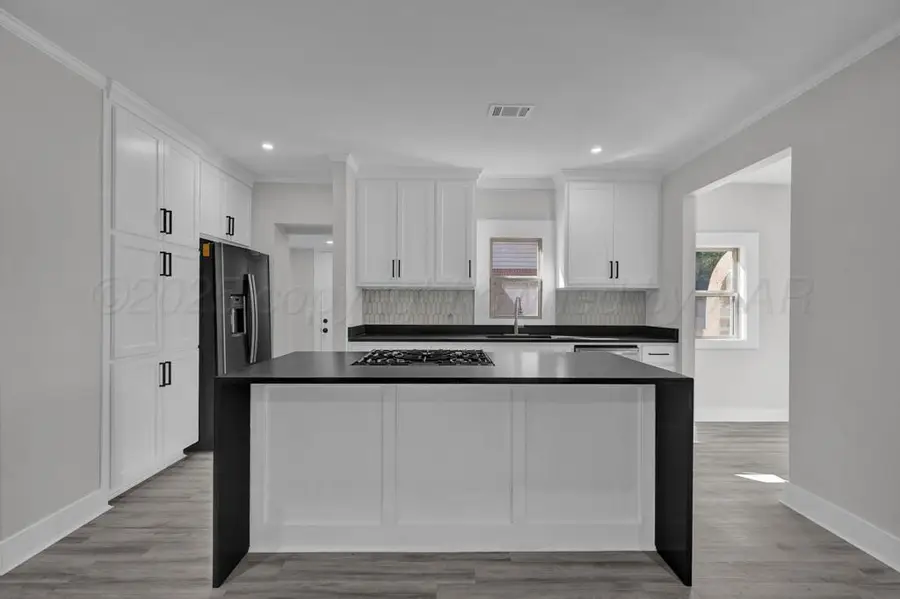 2209 S Hayden Street, Amarillo, TX 79109-2205 - Image #2