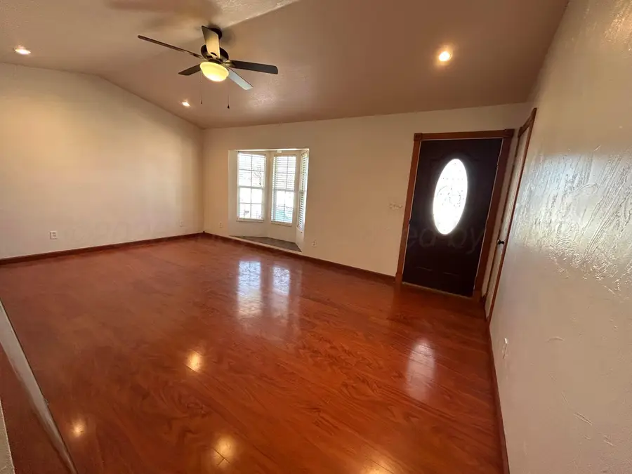 923 Elmore Street, Borger, TX 79007 - #2