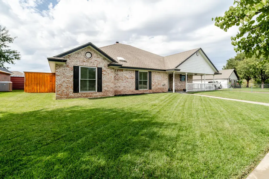 8302 Pomona Drive, Amarillo, TX 79110 - Image #3