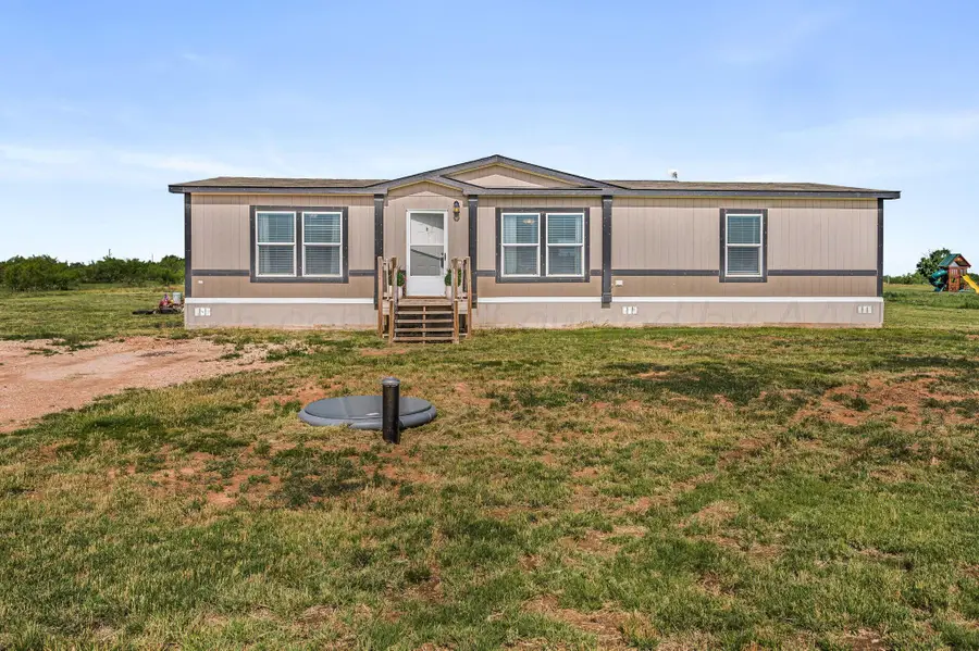 3633 Estates Drive, Amarillo, TX 79124-4684 - Image #2