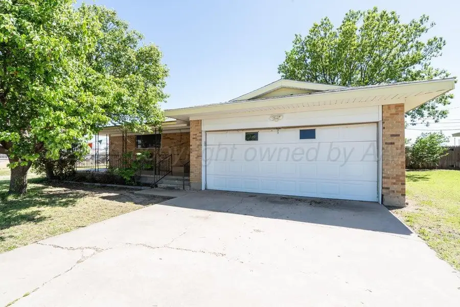 542 Nara Visa Lane, Fritch, TX 79036 - Image #2
