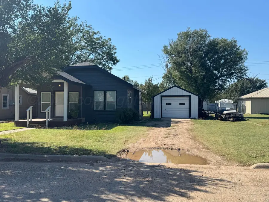 308 S Hazelwood, Spearman, TX 79081 - Image #2