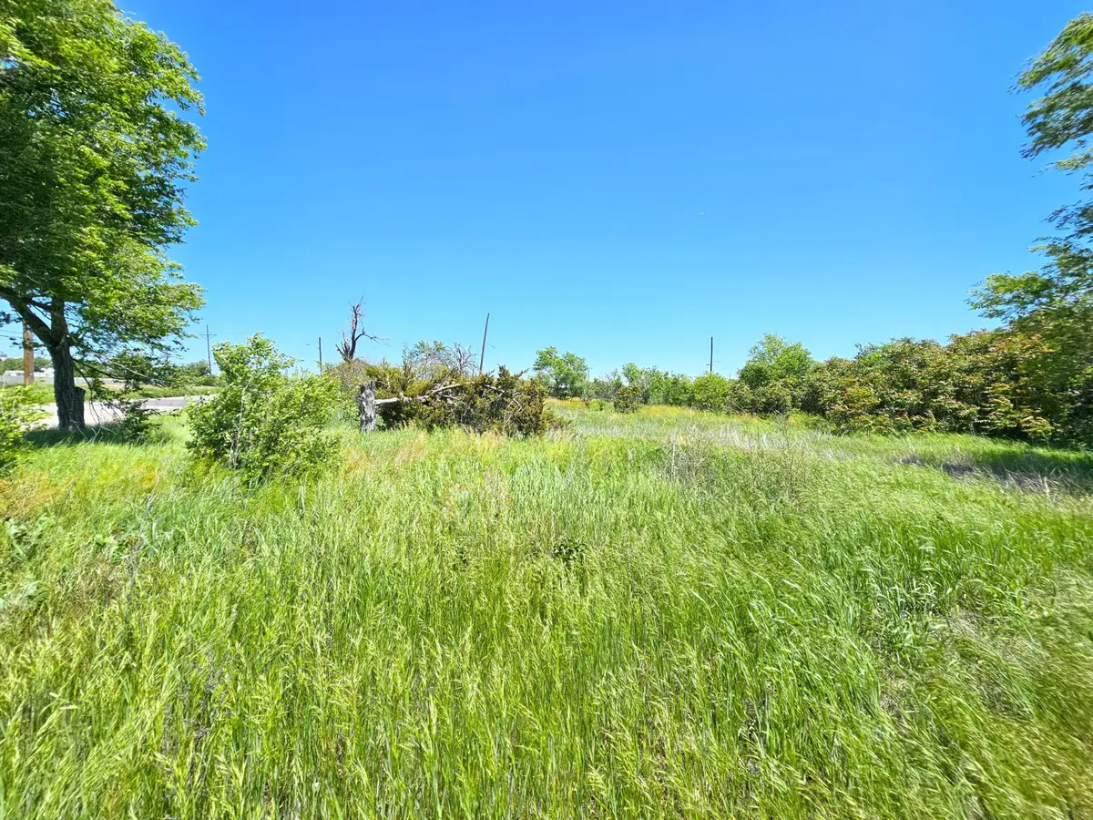 544 W Oklahoma Street, Pampa, TX 79065 - #1