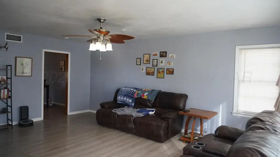 716 Morton Avenue, Dumas, TX 79029 - Image #3