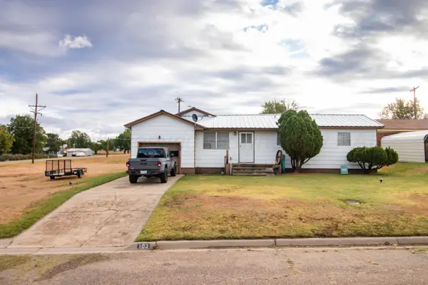 103 Jefferson Street, Skellytown, TX 79080