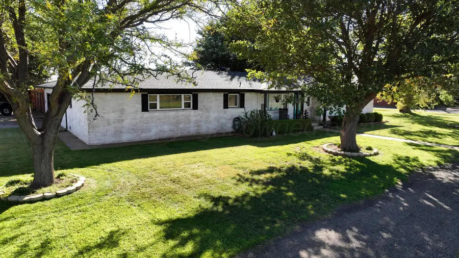 1707 W Bedford Street, Dimmitt, TX 79027 - Image #3