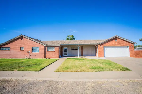 402 NW 6th Street, Tulia, TX 07908