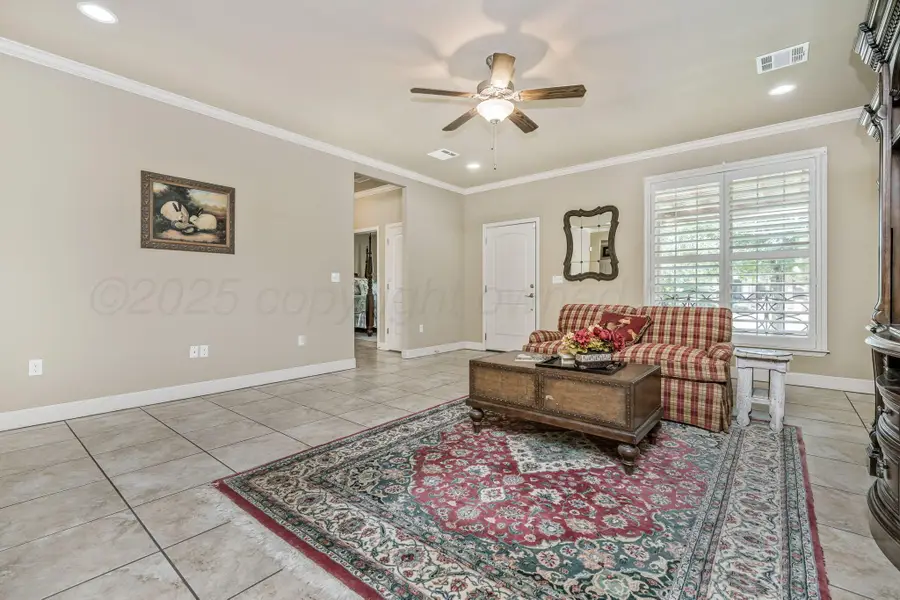 6305 Mosley Street, Amarillo, TX 79119-7049 - Image #3