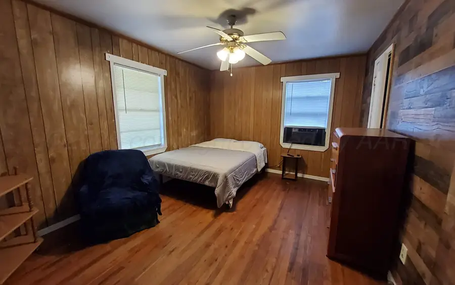 112 S Wilhelm Avenue, Stinnett, TX 79083 - Image #3