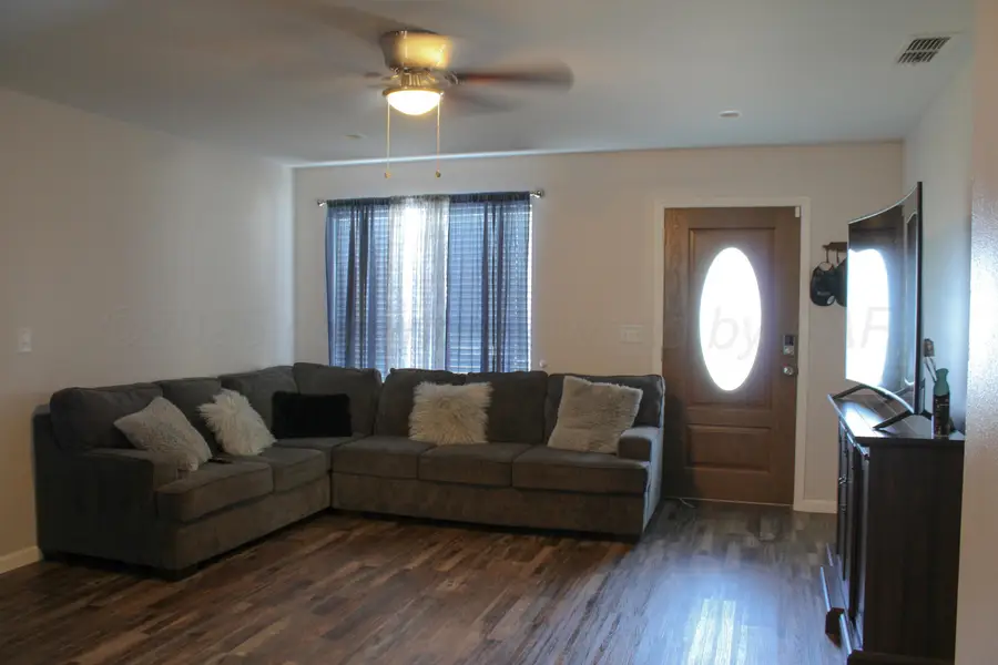 618 Poplar, Cactus, TX 79013 - Image #3