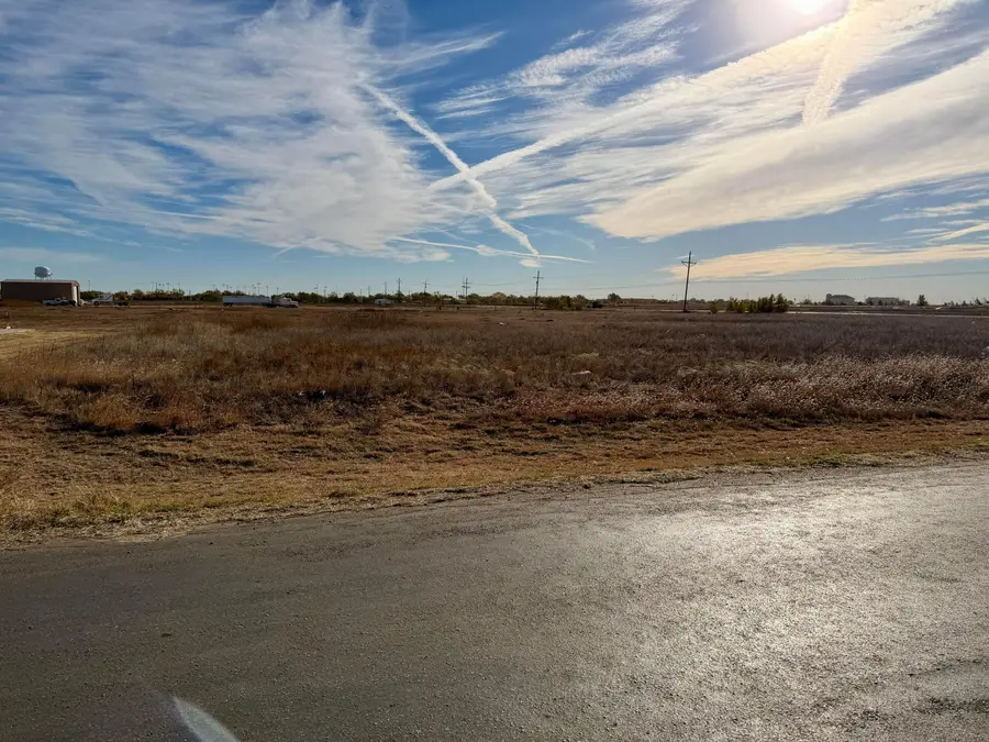 10800 Peggy Lane, Dumas, TX 79029 - Image #2