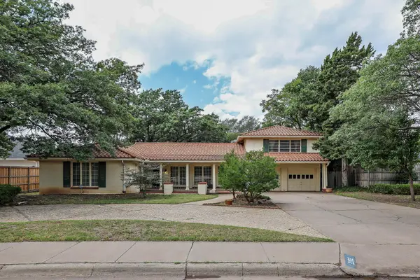 2202 S Travis Street, Amarillo, TX 79109-2118