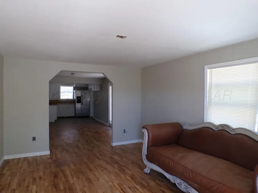 522 Allen Avenue, Stinnett, TX 79083 - #3