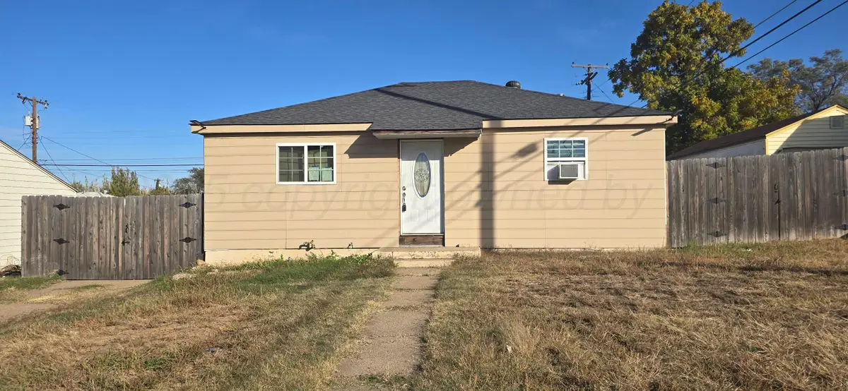 904 Elmore Street, Borger, TX 79007 - Image #1