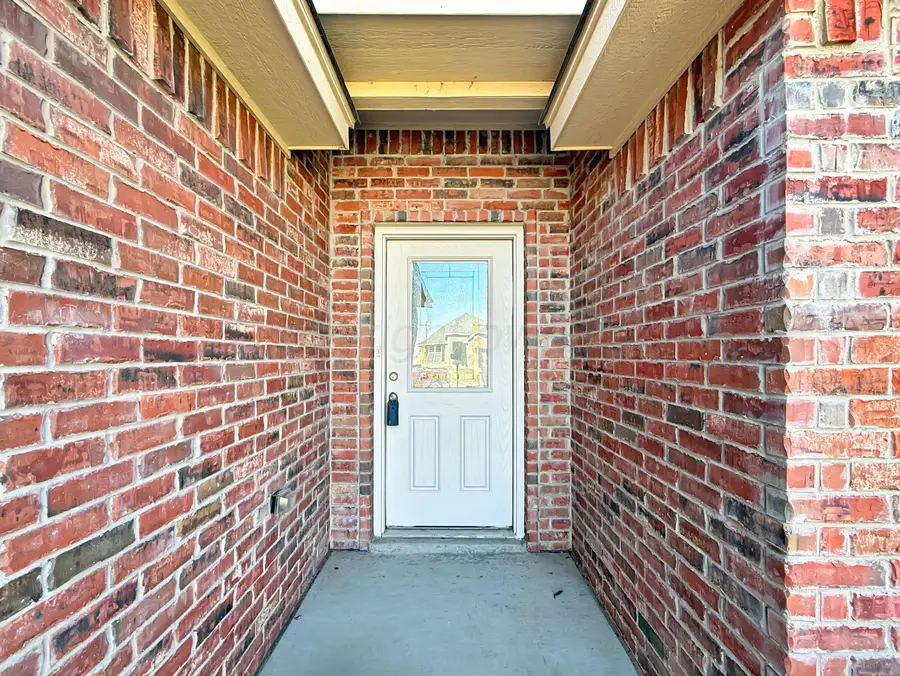 1602 Fox Hunt Avenue, Amarillo, TX 79108-4327 - Image #3