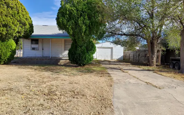 401 Allen Avenue, Stinnett, TX 79083