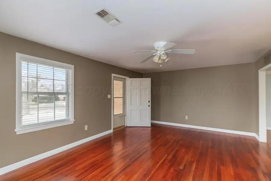 1010 S Bryan Street, Amarillo, TX 79102-1306 - Image #2