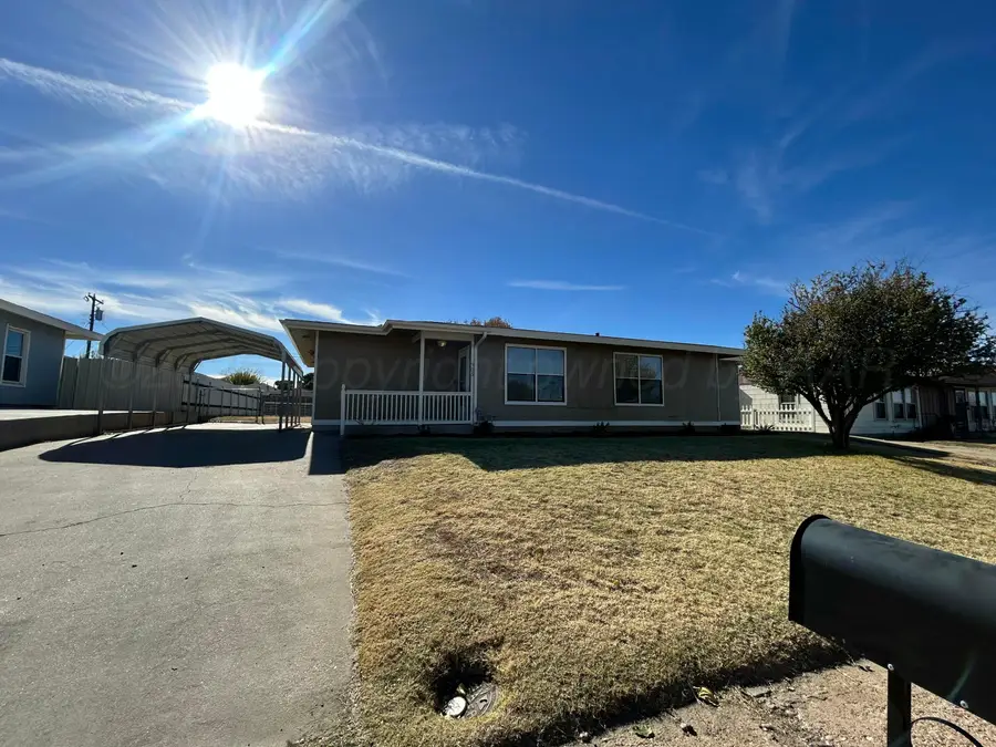 905 Harrington Street, Borger, TX 79007 - Image #2