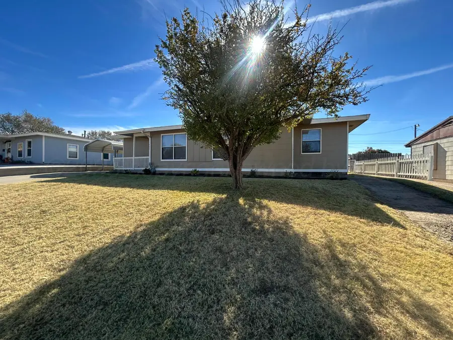 905 Harrington Street, Borger, TX 79007 - Image #3