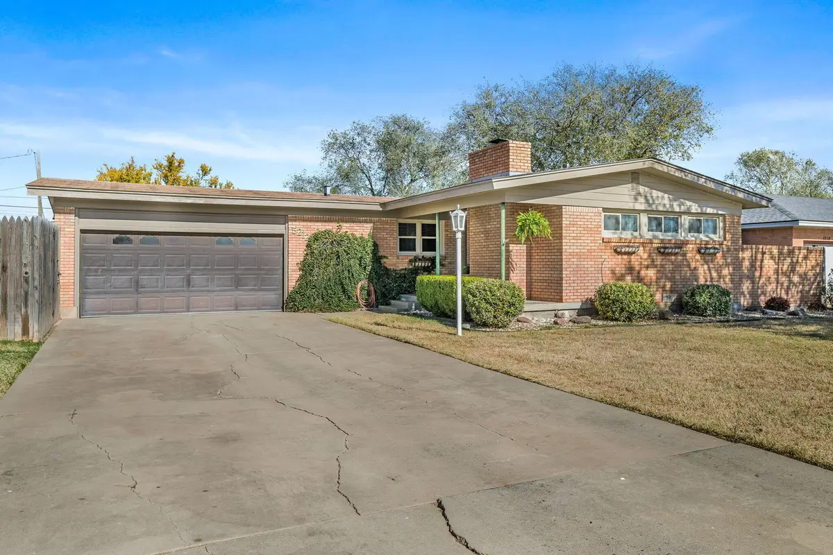 5212 Westgate Drive, Amarillo, TX 79106-4411 - Image #1