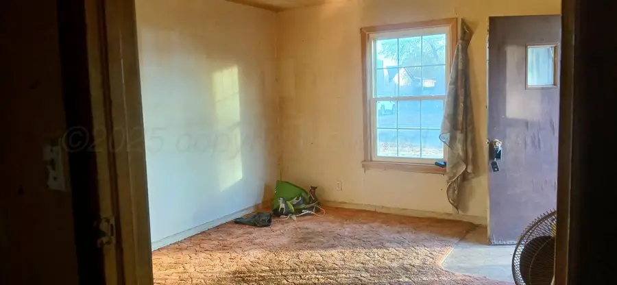 804 NE 2nd Street, Dumas, TX 79029 - Image #2