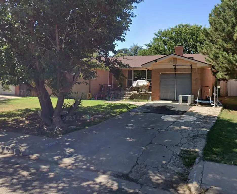 217 Spruce Avenue, Dumas, TX 79029-3229 - Image #1