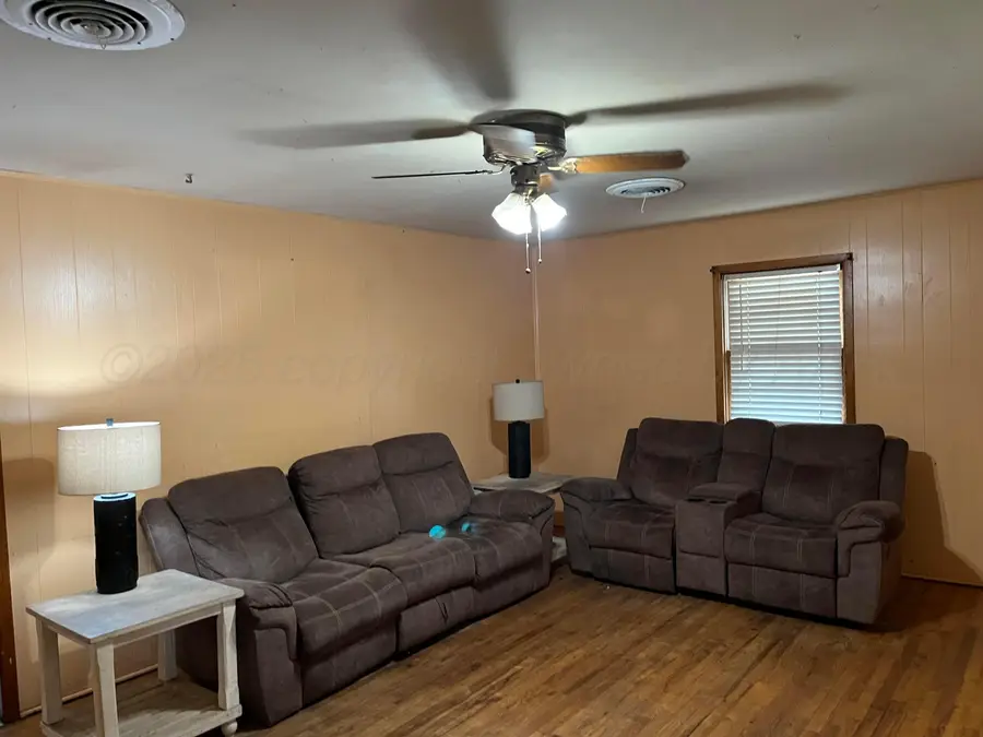 903 S Ridgeland Avenue, Fritch, TX 79036 - Image #3