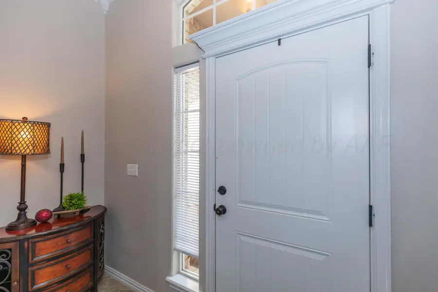 1427 N Wells Street, Pampa, TX 79065 - Image #3