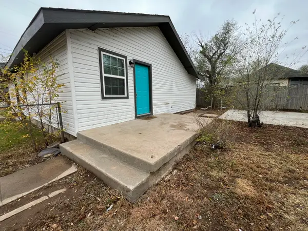 3713 Center Avenue, Amarillo, TX 79106-7901