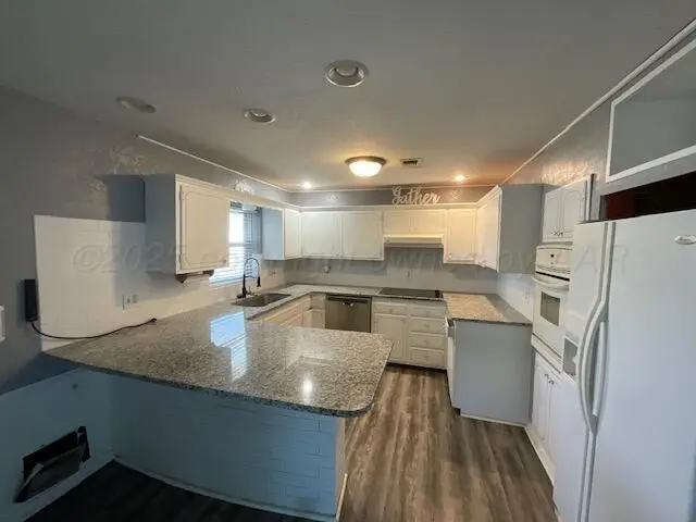 113 Armstrong Avenue, Dumas, TX 79029 - #2