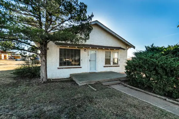 115 S Whorton Avenue, Happy, TX 79052