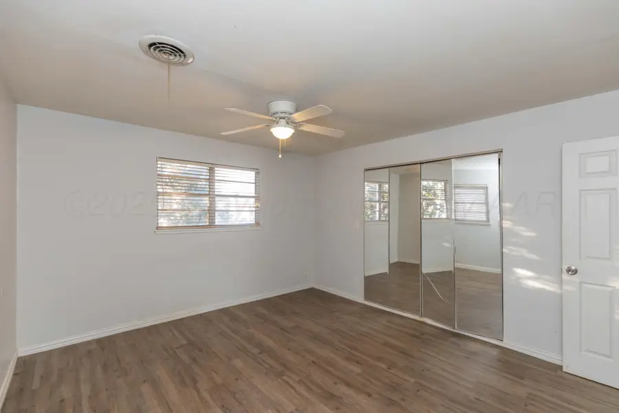 3827 NE 26th Avenue, Amarillo, TX 79107-7303 - Image #2