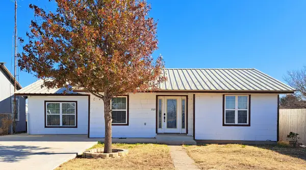 709 Ave P Street, Sunray, TX 79086