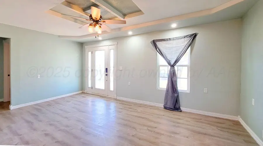 709 Ave P Street, Sunray, TX 79086 - Image #2