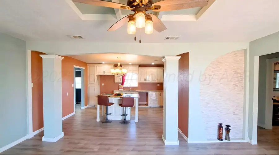 709 Ave P Street, Sunray, TX 79086 - Image #3