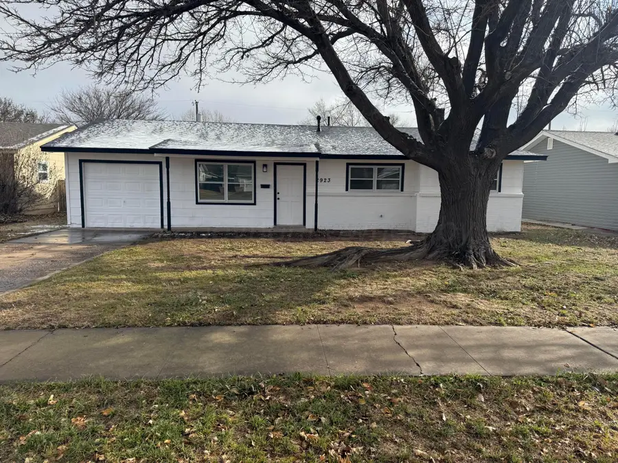 2923 Ricks Street, Amarillo, TX 79103-7213 - Image #2