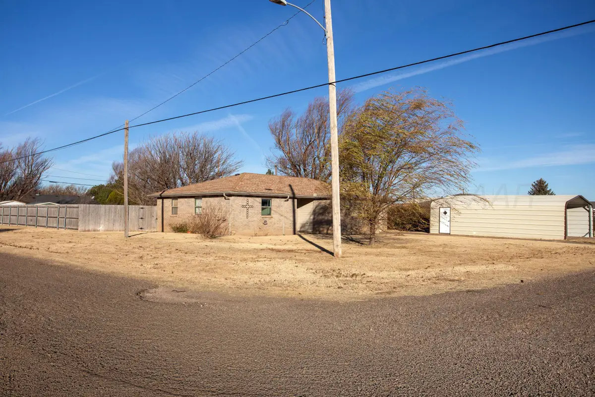 201 N 2nd Street, Vega, TX 79092 - Image #1