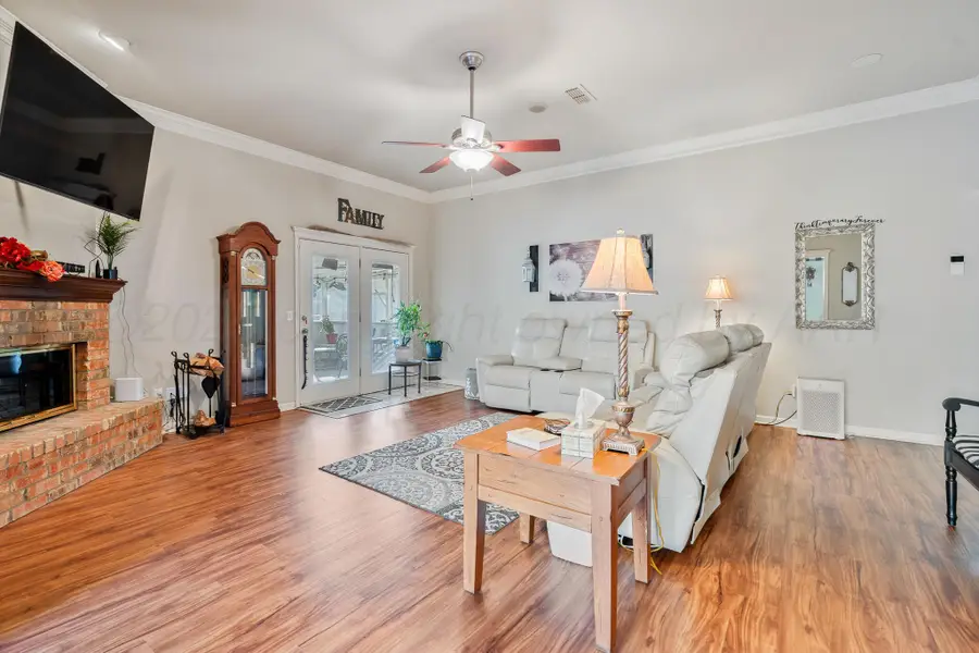 5827 Andover Drive, Amarillo, TX 79109-7429 - Image #2