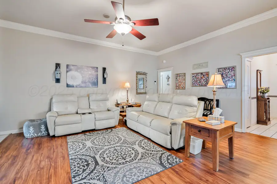 5827 Andover Drive, Amarillo, TX 79109-7429 - Image #3