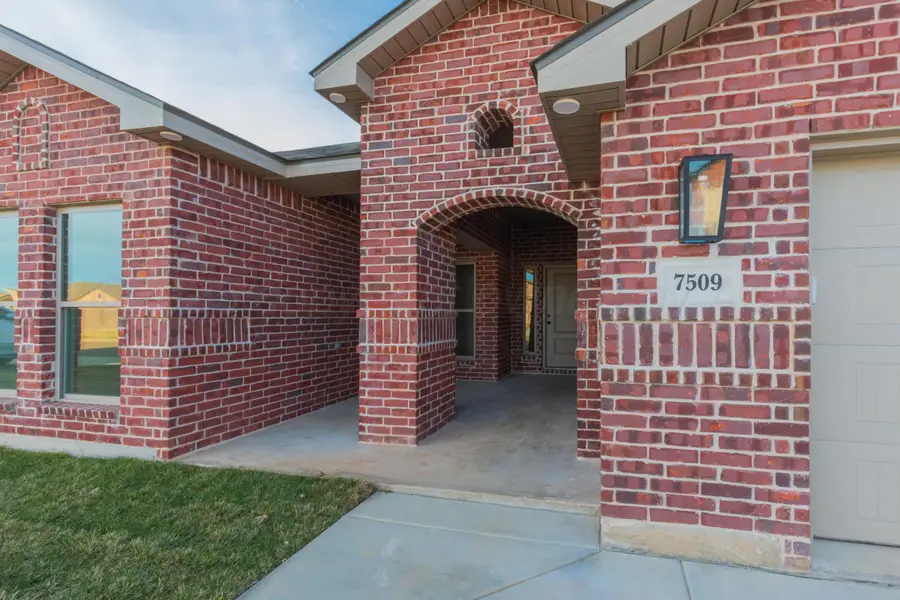 7509 Castleman Road, Amarillo, TX 79119 - Image #2